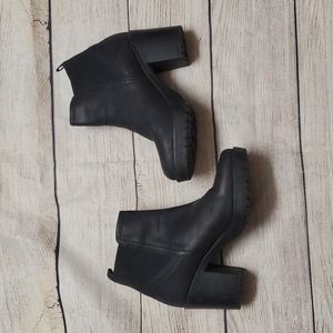 Sz 8 block heel booties new worn 3 times